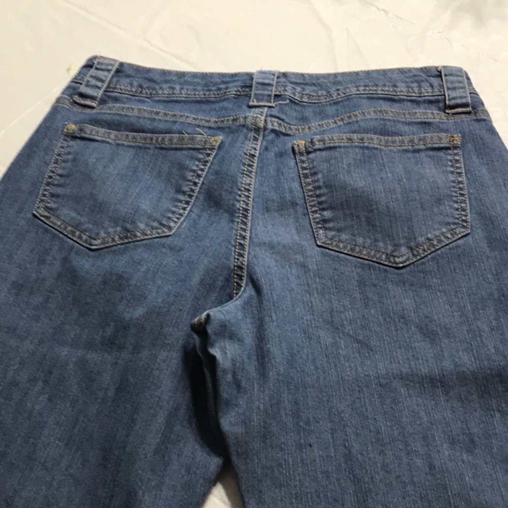 Basic Editions~~Cuffed Capris~🔷 - Picture 8 of 9